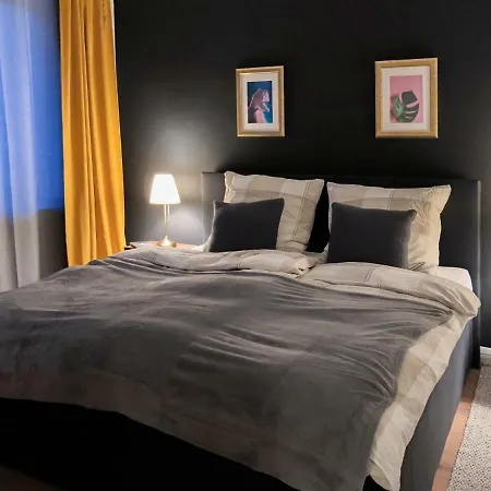 Renovated Flat In Trendy Quarter Апартаменты